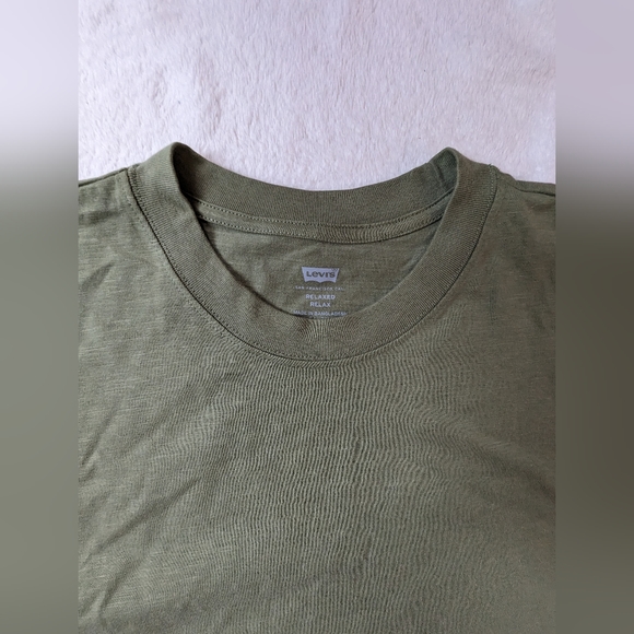 Levi's - Tri Tone Long Sleeve Tee - Picture 2 of 6